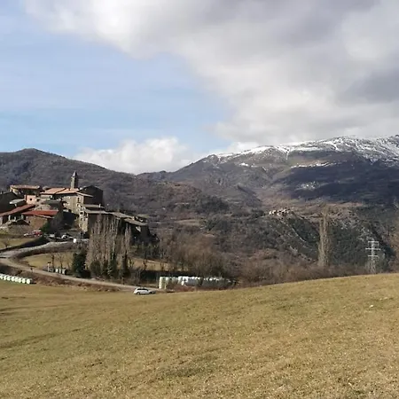 Magnific Mountain Retreat: Tranquil Nature Getaway In Vall Fosca Apartment